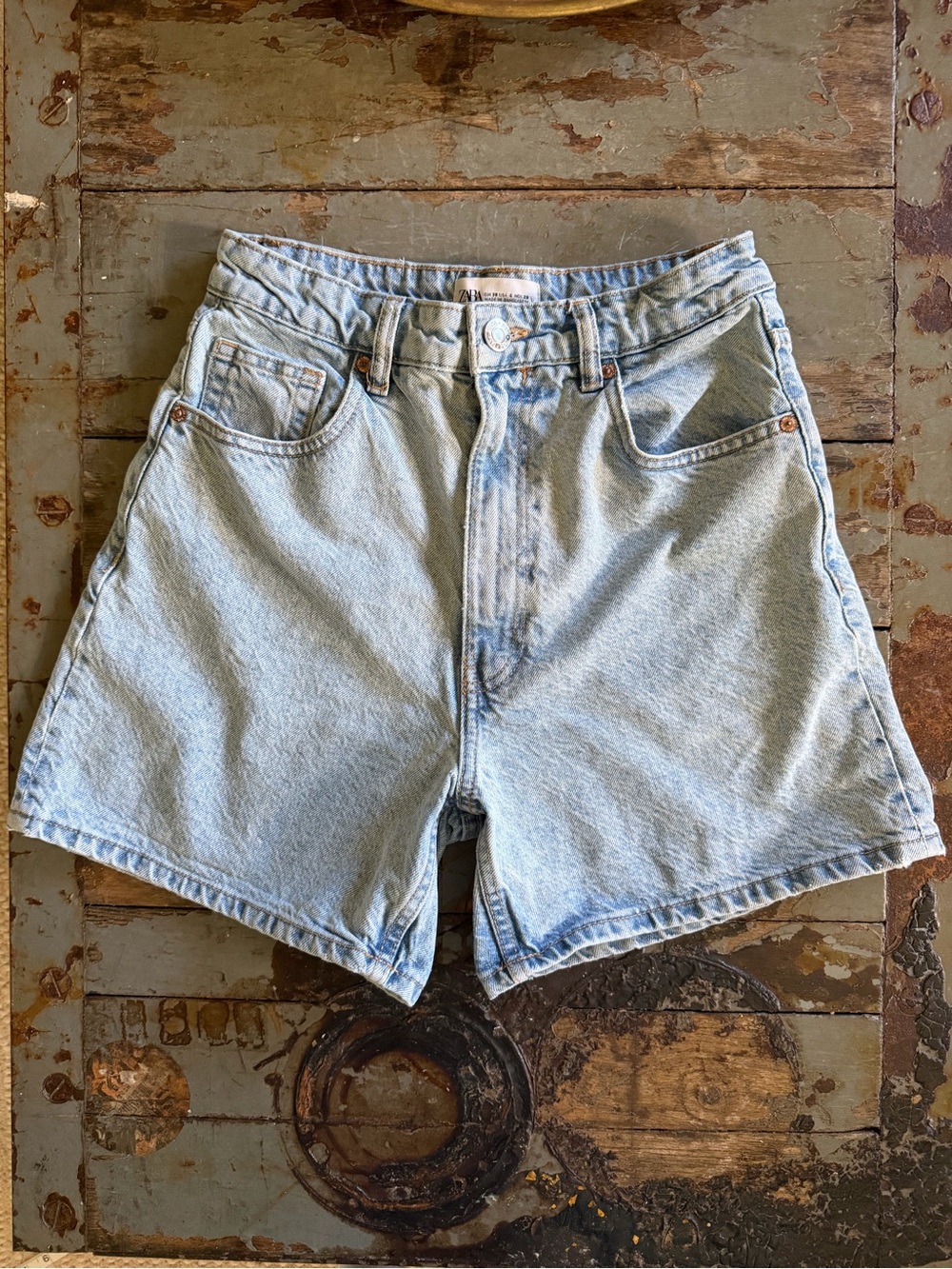 Zara Light Blue Denim Mom Jean Shorts